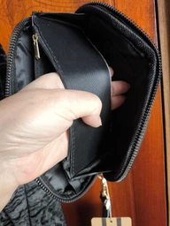 Фактурная женская барсетка из натуральной кожи с тиснением под змею VINTAGE Leather Bag 22272 Черный