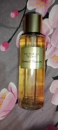 Спрей для тіла Victoria's Secret Coconut Passion Fragrance Mist 250 мл (26468780) фото от покупателей 2