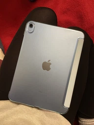 Планшет Apple iPad 10.9" 2024 Wi-Fi 64GB Yellow (MCM94NF/A) фото от покупателей 10