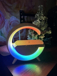 Портативная колонка с RGB-подсветкой и беспроводной зарядкой BT/TF/Wireless Charger/USB/FM/AUX 20 Вт, белый фото от покупателей 1