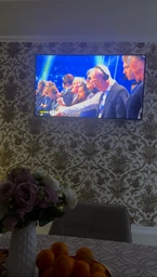 Телевізор 43" Ergo 43GUS8500 Smart TV фото від покупців 12