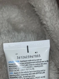 Гель-крем тройного действия La Roche-Posay Effaclar Duo+M для Коррекции недостатков проблемной кожи и Предотвращения их повторного появления 40 мл (3337875863377) фото от покупателей 2