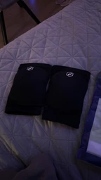 Волейбольні наколінники Asics Gel Kneepad 146815-0904 Чорні Розмір L фото від покупців 3