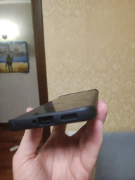 Карбоновая накладка Nillkin CamShield Pro для Xiaomi Redmi Note 13 Pro+ Black фото от покупателей 4