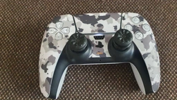 Накладки на стики KontrolFreek® Galaxy (White) для Sony DualShock PS4 / DualSense PS5 [382252749] фото от покупателей 15
