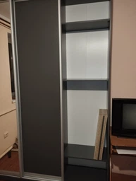 Шкаф-купе трехдверный Roko 209.2х45х242 см ДСП + Зеркало Серый (20200027290) фото от покупателей 1