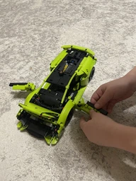 Конструктор LEGO Technic Lamborghini Huracan Tecnica 806 деталей (42161) фото от покупателей 3
