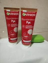 Интенсивно восстанавливающий крем для рук Garnier Skin Naturals против сухости 75 мл (3600542561426) фото от покупателей 3