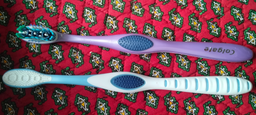 Зубна щітка Colgate 360 Суперчистота всієї ротової порожнини 2 шт (8718951561441)