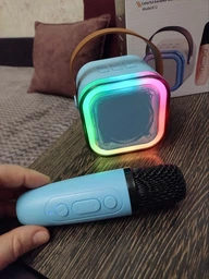 Портативна Bluetooth колонка бездротова з караоке ДВА мікрофони з різнокольоровим підсвічуванням, Рожева фото від покупців 18