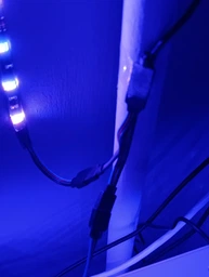 Світлодіодна стрічка RGB LED Mood lights з bluetooth управлінням 5м Aurora фото від покупців 1