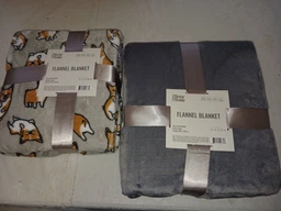 Плед Ardesto Flannel Корги Серый с оранжевым 160х200 см (ART0109PB)