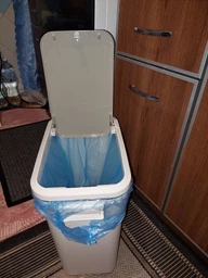 Відро для сміття MBM HOME BIN-02 12L BEIGE пластикове бежеве фото від покупців 2