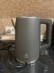 Електрочайник Electrolux E5K1-6ST фото від покупців 2