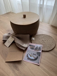 Кошик хлібниця ZHDANOVA BAGS&HOME з дерев‘яною кришкою круглий із джуту