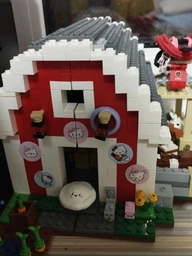 Дитячий конструктор Minecraft червоний амбар ферма 807 деталей з кубиками фігурками тварин та героїв будиночок дерева вода аксесуари ігрова розвиваюча іграшка для хлопчиків і дівчаток OnePro 73440 фото від покупців 3