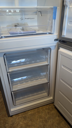 Двухкамерный холодильник Indesit INKS 1361 S4U1 фото от покупателей 9