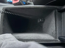 Адаптер USB - ресивер UGREEN CM309 Bluetooth Car Receiver Aux with Mic (UGR-70601) фото от покупателей 1