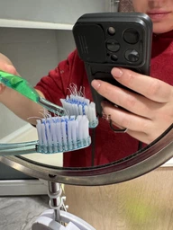 Зубная щетка Pierrot Ref.14 ортодонтическая Orthodontic Xtreme средняя (8411732000145) фото от покупателей 1