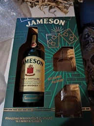 Виски Jameson Irish Whiskey 0.7 л 40% с 2-мя бокалами (5011007004446) фото от покупателей 4