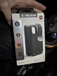 Чехол противоударный с клипсой Pelican Shield Kevlar для iPhone 13 Pro (6.1") Black фото от покупателей 2