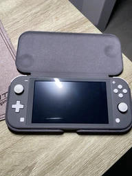 Игровая консоль Nintendo Switch Lite Yellow Bundle (игра The Legend of Zelda Breath of the Wild)