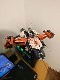 Конструктор Lego Technic Грузовой космический корабль VTOL LT81 42181