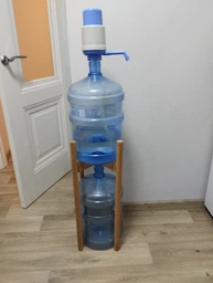 Підставка для бутлів з водою WoodDecor покрита олією