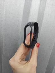 Ремінець силіконовий для фітнес браслета Xiaomi Mi Band 5/6/7 Silver Carbon з металевою кнопкою (mrk2503) фото від покупців 1