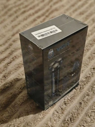 Мужская аккумуляторная электробритва VGR V-310 для влажного и сухого бритья с тремя плавающими головками IPX7 фото от покупателей 6