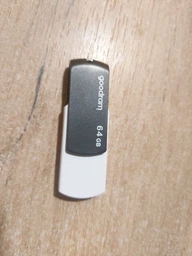 Flash Drive Goodram UCO2 32GB (UCO2-0320KWR11) фото от покупателей 1