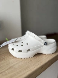 Женские кроксы Crocs Jibbitz Classic Platform Clog W 206750-100 39-40 (W9) 25 см Белые (1914486784844) фото от покупателей 8