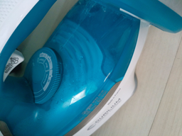 Праска TEFAL Easygliss Plus FV5718E0