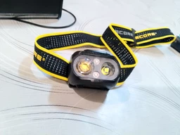 Налобний ліхтар NITECORE UT27 (вбудований акумулятор на 1300 мАг) фото від покупців 1