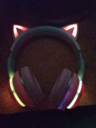 Беспроводные наушники Onvex BT612I с кошачьими ушками, RGB-подсветкой, Bluetooth 5.3, FM-радио, MicroSD, AUX, складные Blue-Pink фото от покупателей 16