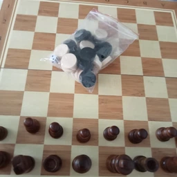 Шахматы шашки нарды набор 3в1 доска из дерева маленькие небольшие фигуры деревянные классические подарочные традиционные детские игровой комплект шахматный для детей игра в коробке 3 в 1 24 на 24 Hechpro ТБ7224 + игральные кубики фото от покупателей 2