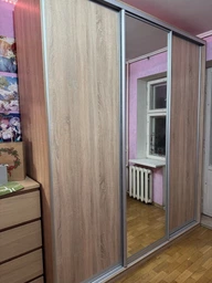 Шкаф-купе трехдверный Roko 179.2х242х60 см ДСП + Зеркало Белый (20200027433) фото от покупателей 1