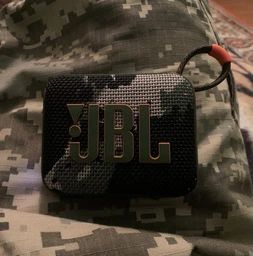 Портативная колонка JBL Go 4 4.2W Squad (JBLGO4SQUAD) фото от покупателей 16