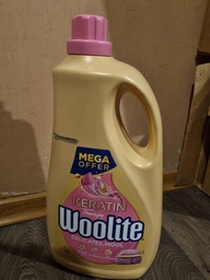 Засiб рiдкий для прання WOOLITE 1,8л д/Вовни та делікатних тканин з Кератином фото від покупців 2