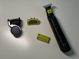 Электростанок Philips OneBlade Pro 360 QP6542/15 для лица и тела (8720689027137) фото от покупателей 3
