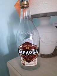 Водка Медовуха Гречневая 0.5 л 40% 4820229032899)
