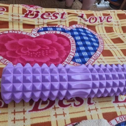 Масажний ролик EasyFit Solid Grid Roller 45 см v.2.2s чорний (суцільнолитий ролер, стійкий до пошкоджень валик, циліндр, масажер для спини, ніг, рук, шиї) фото від покупців 13