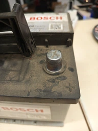 Аккумуляторная батарея 41Ah/360A 207x175x175/+R/B13 - 0 092 S30 010 BOSCH