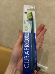 Зубная щетка Curaprox CS 5460 Ortho Ultra Soft Ультра-мягкая (CS5460 ortho-08) фото от покупателей 8