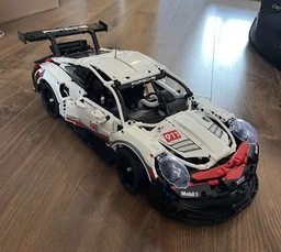 Конструктор машинка технік Porsche 911 RSR Racing Vesion Technology на 1630 деталей в масштабі 1:10 Порше авто гоночна версія фото від покупців 11