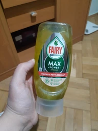 Суперконцентрований засіб 4X для миття посуду FAIRY Max Power Лимон 730 мл