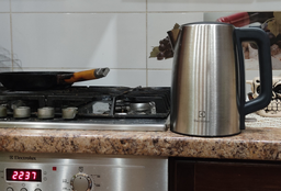 Электрочайник Electrolux E3K1-3ST фото от покупателей 7