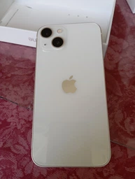Мобильный телефон Apple iPhone 13 256GB Starlight (MLQ73HU/A) фото от покупателей 9