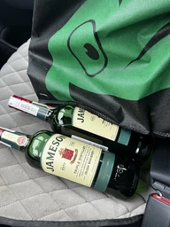 Виски Jameson Irish Whiskey 0.05 л 40% (5011007003586) фото от покупателей 11