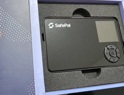 Криптокошелек SafePal S1 фото от покупателей 3